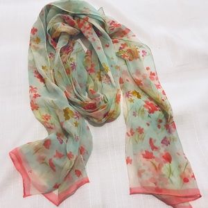 FREE - Floral Scarf